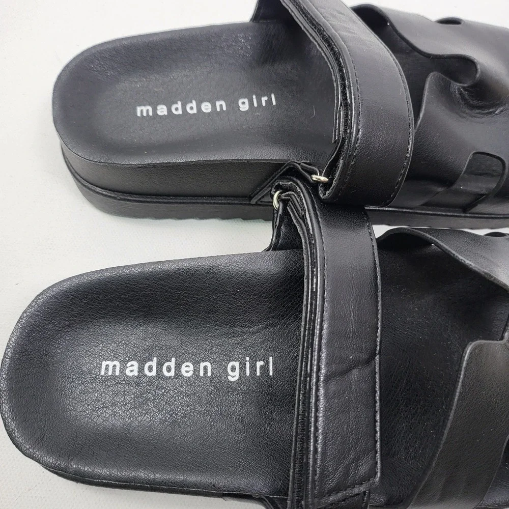 Madden Girl Black Sandals Slides Adjustable‎ Strap Casual Kids Size 6